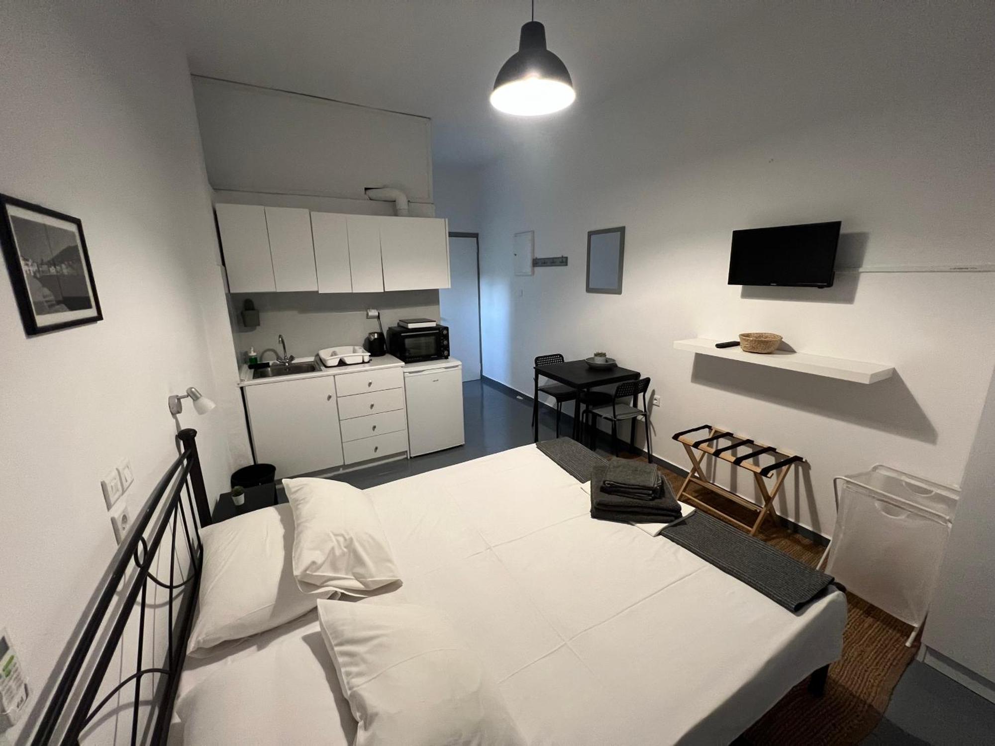 Spanos - Apartment